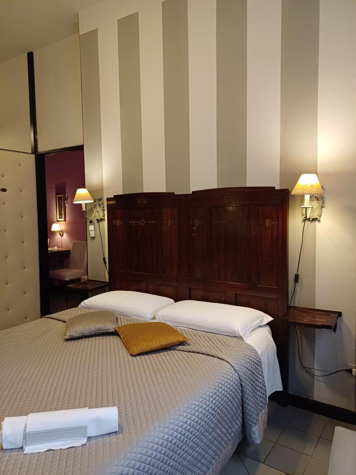 La Colonna Hotel Lucca Kamer foto